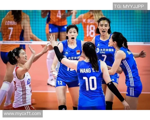 中国女排迎战荷兰队势在必得争夺香港赛场荣耀